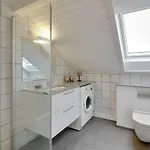 Ennike - 2-3km From The Sea By Interhome
